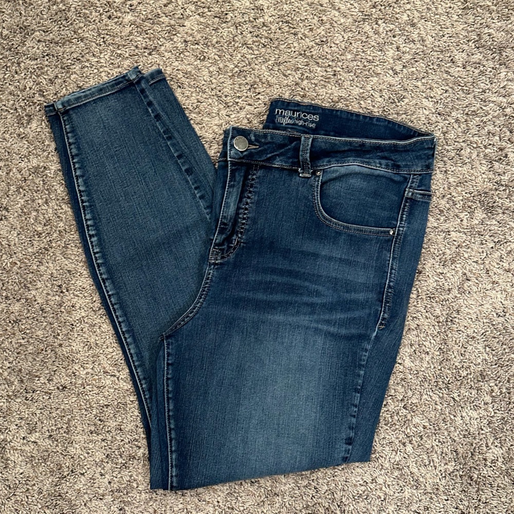 Maurices Everflex High-Rise stretch jeans size 18W